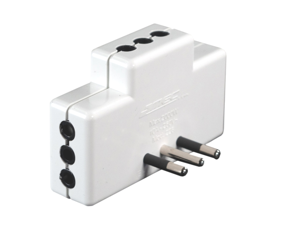 Macho Adaptador Triple Plano Con Luz Piloto
